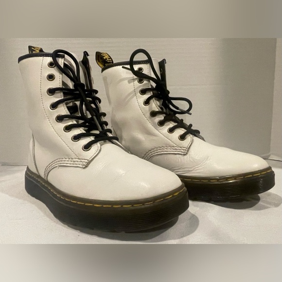 DR. MARTENS Zavala Combat Boot White Women’s Size 8 Men’s 7
